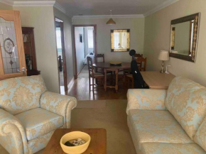 2 Bedroom entire Bungalow with off road parking in the heart of Stoke